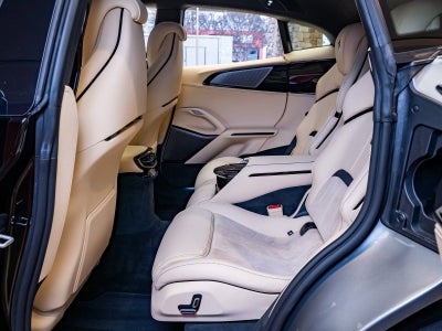 2025 Ferrari Purosangue Base