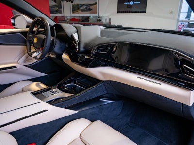 2025 Ferrari Purosangue Base