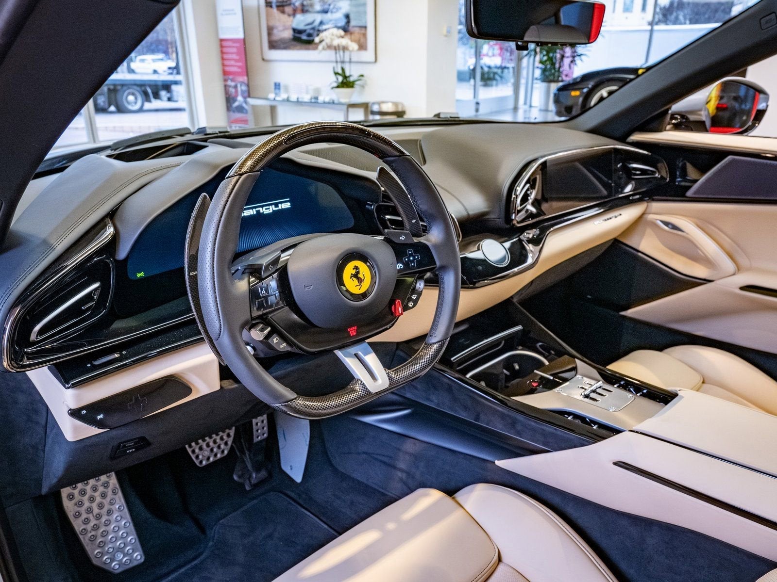 2025 Ferrari Purosangue Base