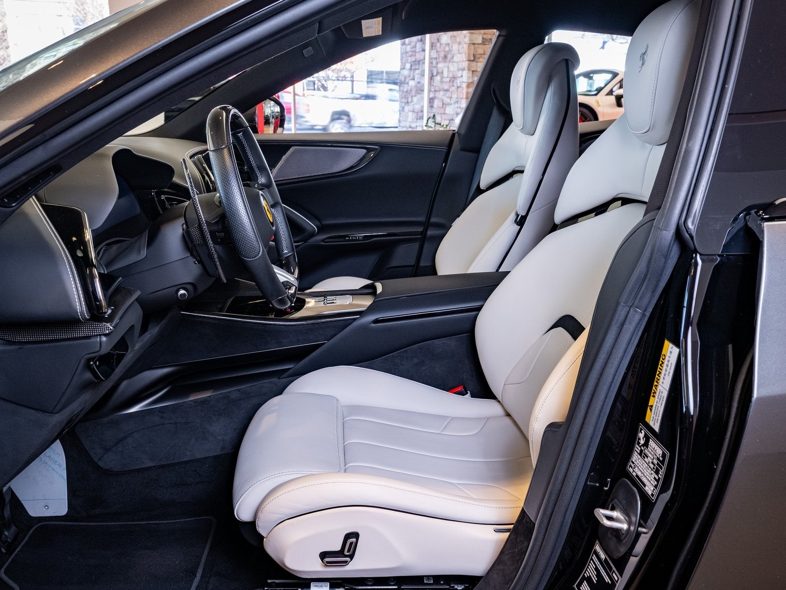 2024 Ferrari Purosangue Base