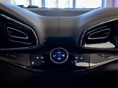 2024 Ferrari Purosangue Base