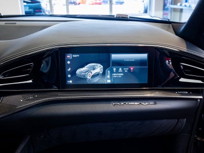 2024 Ferrari Purosangue Base