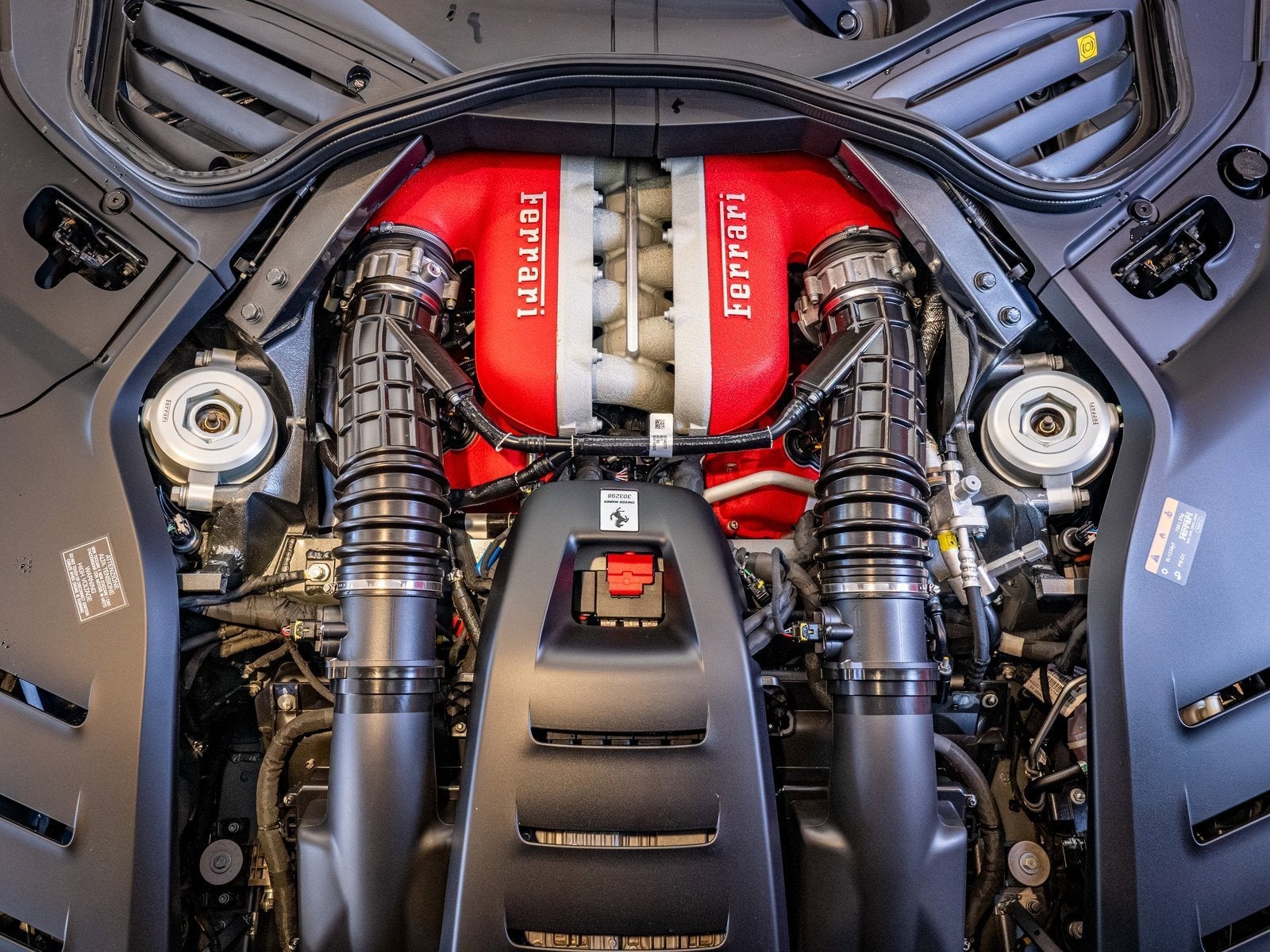 2024 Ferrari Purosangue Base